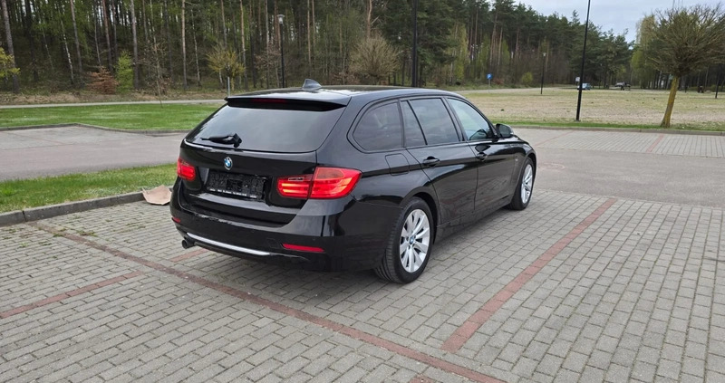 BMW Seria 3 cena 37900 przebieg: 240000, rok produkcji 2013 z Hajnówka małe 172